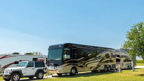 Premium Pull-Thru RV Site — image 1 of 1