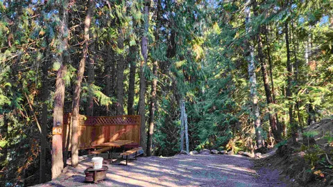 Unserviced Site — image 1 of 8