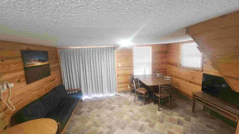 2 BR 8 Person River Front Cabin — image 1 of 6