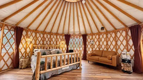Yurt Y3 –Lumberjack with King Size Bed | Sleeps 2 — image 1 of 18