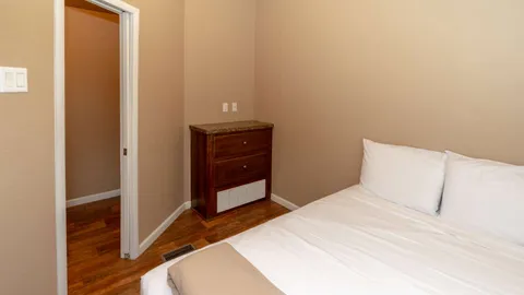 Premium 2 Bedroom Resort Home — image 2 of 9