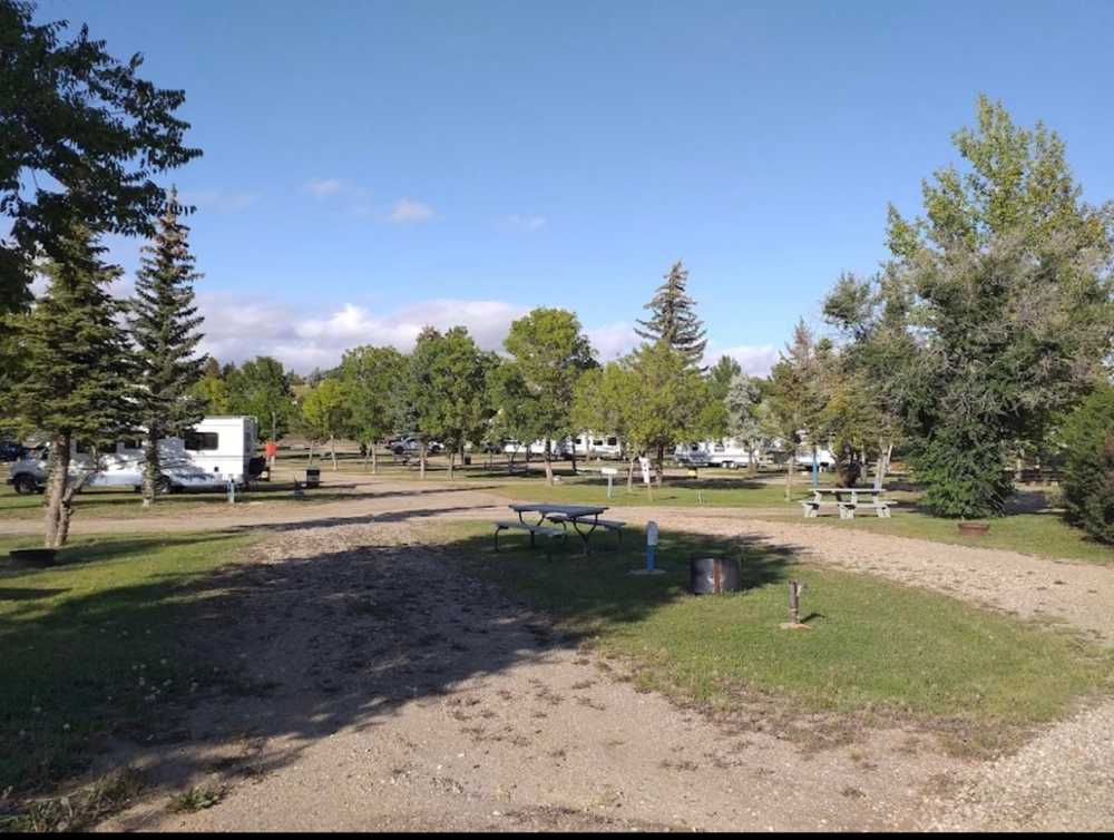 Trail Campground, Swift Current, Saskatchewan - Photo 5