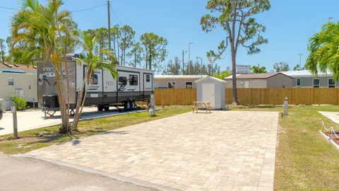 Deluxe Full Hookup Paver RV Site — image 1 of 4