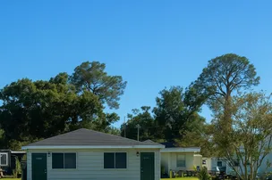 Palm Breeze Estates – photo 4