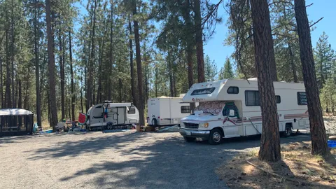 30/50 Amp Deluxe Full Hookup RV Site — image 3 of 3