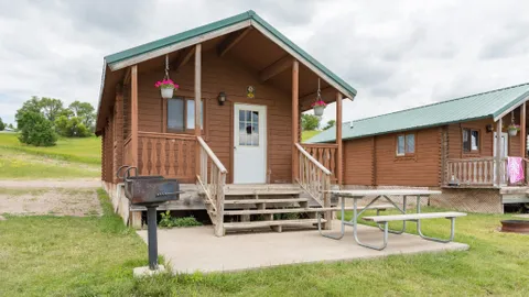 Cindy Bear Cottage — image 1 of 7
