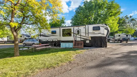 Premium 50 Amp - Pull Through RV Site — image 1 of 2