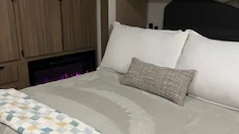 Destination Trailer — image 2 of 11