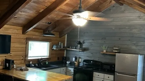 2 bed, 2 bath, kitchen — image 8 of 8