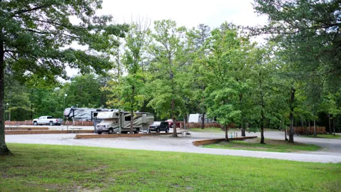 Oak Loop RV Site — image 1 of 3
