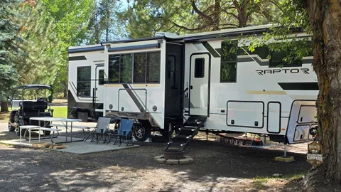 Waterfront Pull-Through RV Site — image 1 of 2