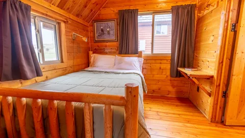 Eagle Cabin — image 5 of 5