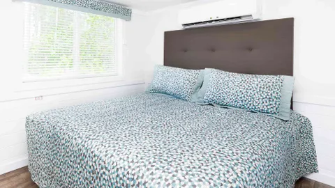 Carolina Cottage Elite 2 Bedroom w/ Loft ***NO PETS*** — image 2 of 15