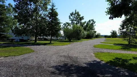 Pull Through Full Hookup RV Site — image 1 of 1