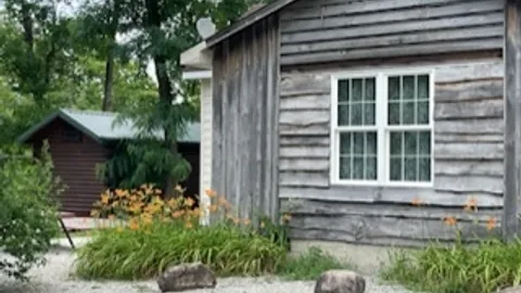 Garden of Eden Duplex Cabin — image 2 of 18