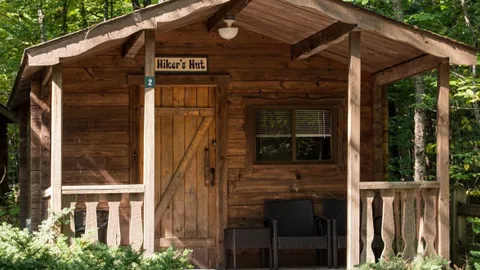 Cabin- One Room, Wooded — image 1 of 7