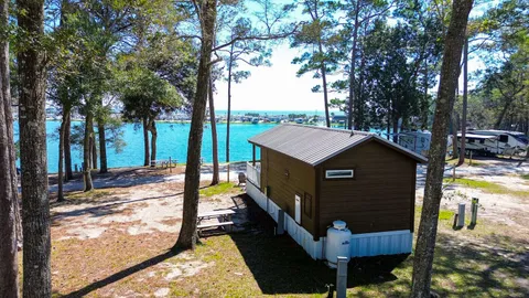 Cabin — image 1 of 6