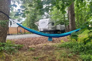 Mara Cottage Campground – photo 2