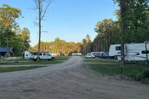 In The Woods Campground – photo 3