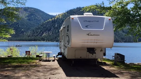 1st Level 30 Amp Deluxe Waterfront RV Site — image 19 of 19