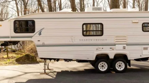 1997 Shadow Cruiser — image 1 of 7