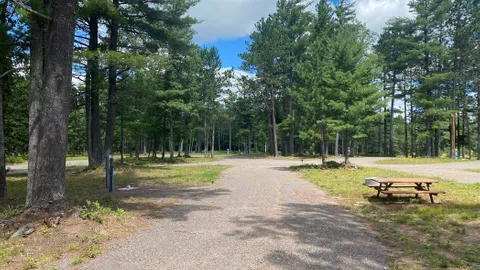 Pull-Thru Full Hookup RV Site — image 2 of 7