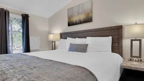 2 Bedroom Cottages - Call To Book — image 9 of 9