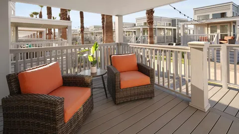 Promenade Cottage - 1 Bedroom with Loft — image 2 of 9