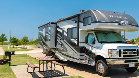 Red Carpet Pull-Thru RV Site — image 2 of 3