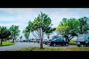 Territory Route 66 RV Park and Campgrounds – photo 4