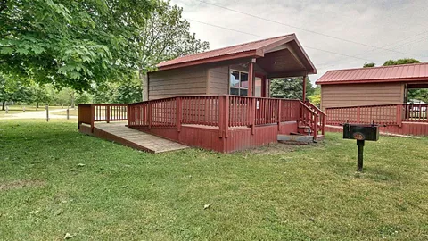 Rustic Cabin — image 1 of 5