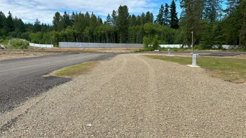 Full-Service Pull-Through Site — image 3 of 3