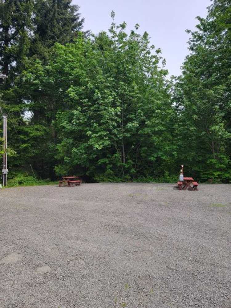 RV Site with extra space for tent