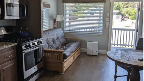 Cottage with Loft — image 2 of 10
