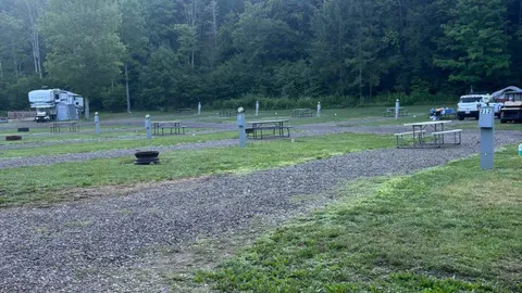 Meadows Pull-Through RV Site (Full hook-up) 20/30/50 Amp — image 2 of 5