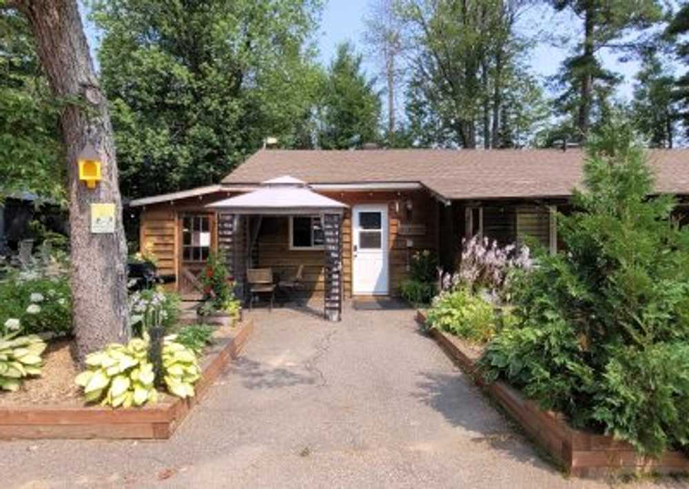 Pine Ridge Park, Petawawa, Ontario - Photo 3