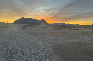 Around the Bend RV Park – photo 3