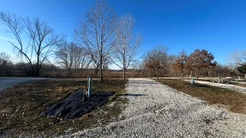 20/30/50 Amp Deluxe Waterfront RV Site — image 2 of 9