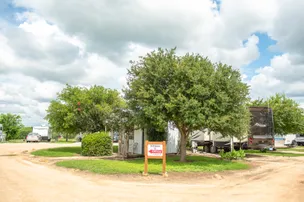 Patriot RV Park-Seguin – photo 2