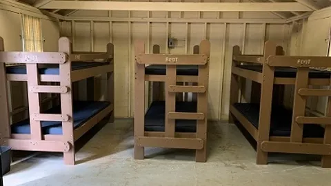 Siks Bunk Cabin — image 3 of 3