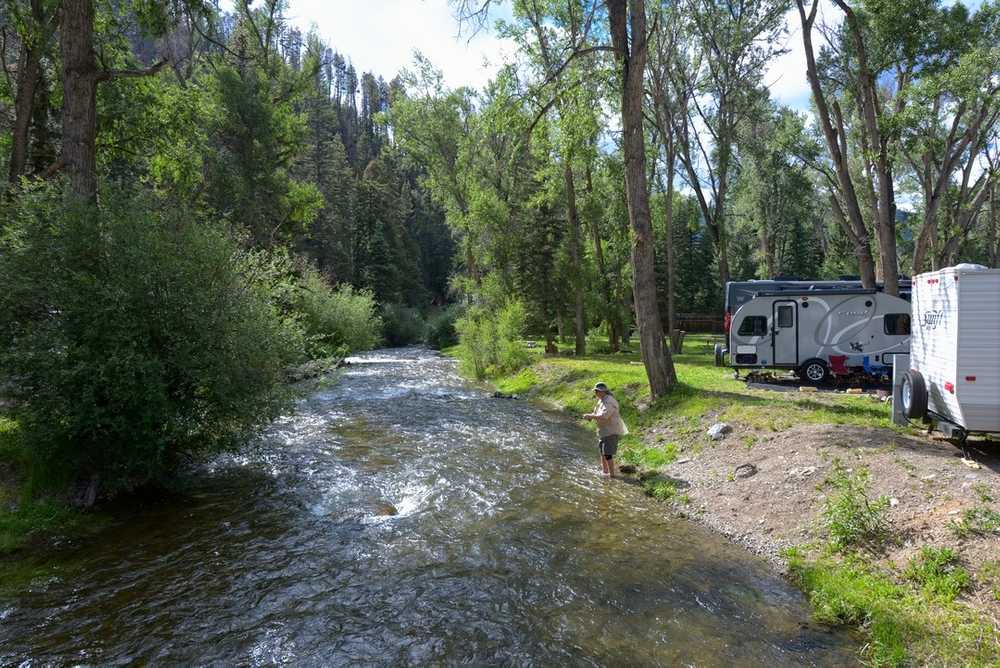 Road Runner RV Resort - Photo 2