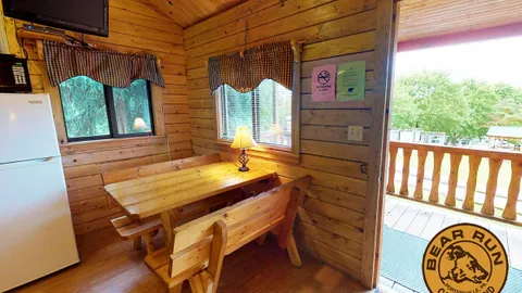 Deluxe Cabin — image 2 of 7