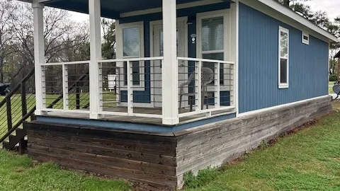 Premium Cabin - Blue — image 1 of 7