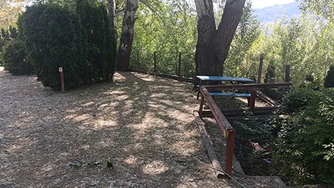 Standard Partial Hookup RV No Electricity — image 6 of 6