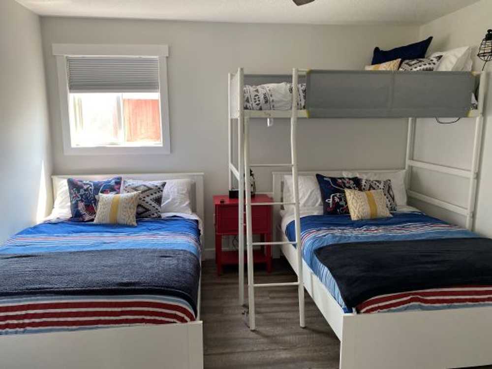 Premium 2 Bedroom Suite- Lower