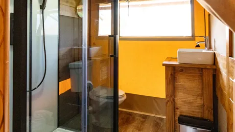 Pavilion Campground: Luxury Glamping (3-Bed) — image 2 of 10