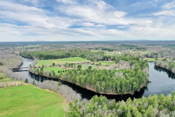 Riverbend Retreat – photo 1