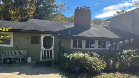 Overnight Troop House — image 1 of 10