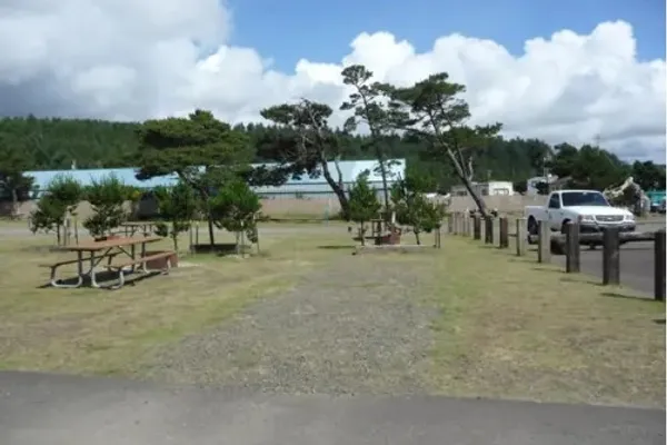 Webb County Campground – photo 1