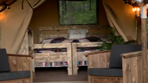 Glamping — image 3 of 3